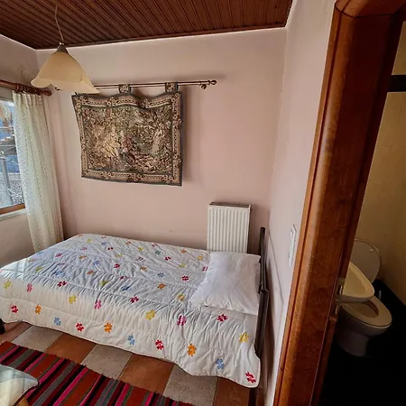 Sophia's Stone House Apartment