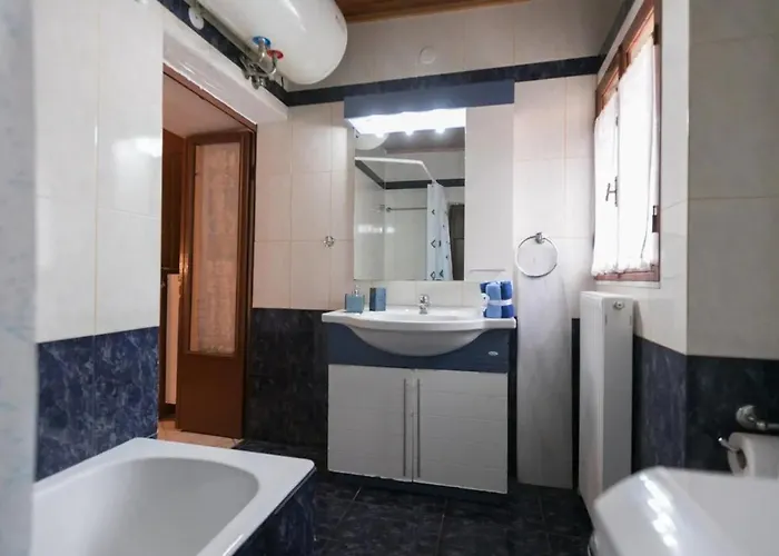 Sophia's Stone House דירה