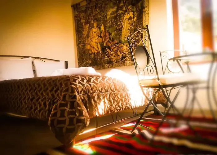 Sophia's Stone House דירה דימיטסאנה